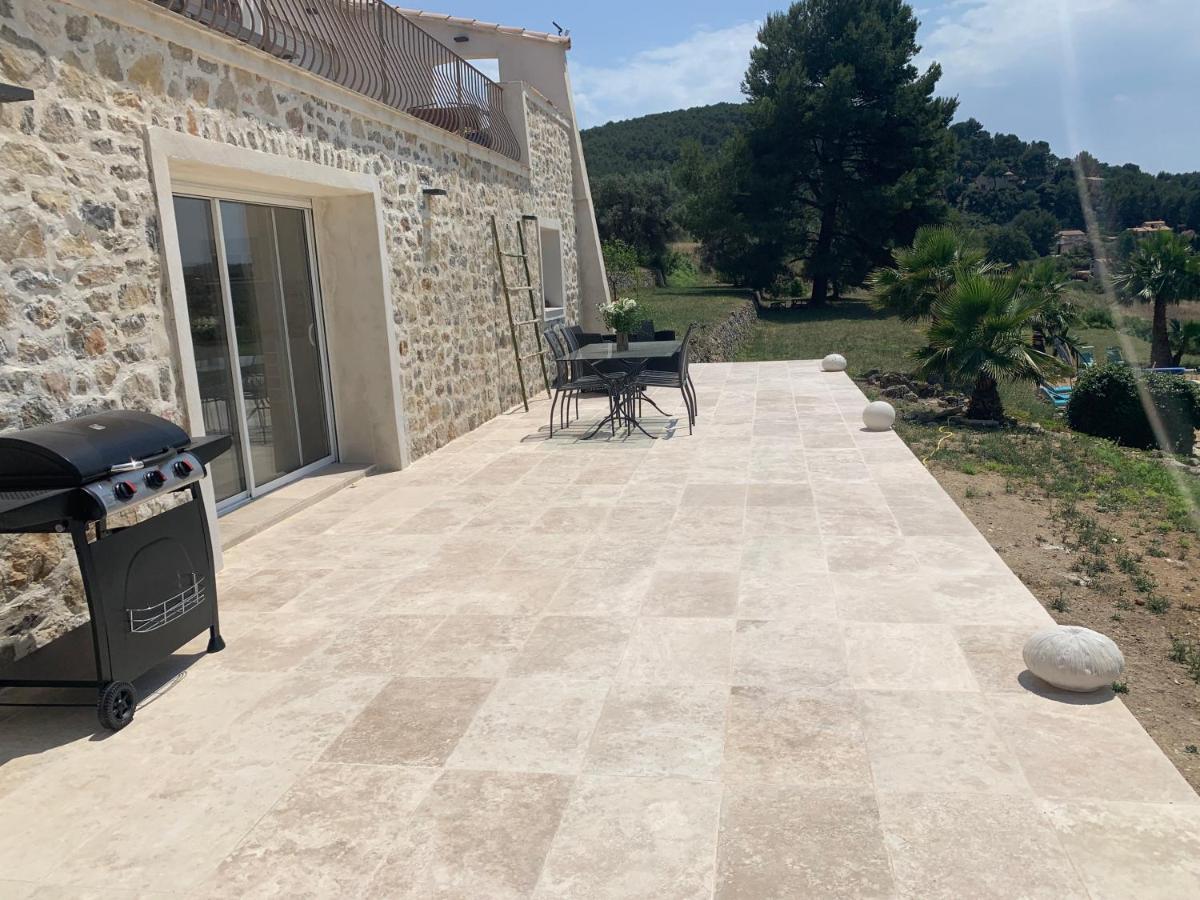 Appartement neuf Rez de jardin 45 m2 vue mer et vignes 10 mn des plages Le Beausset Extérieur photo