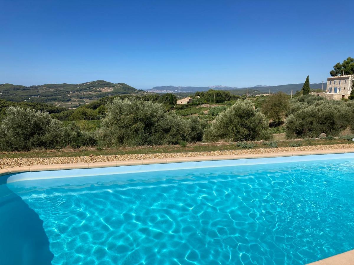 Appartement neuf Rez de jardin 45 m2 vue mer et vignes 10 mn des plages Le Beausset Extérieur photo